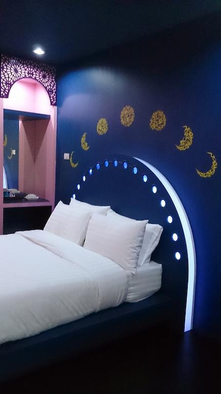 De Ja Moon Hostel Chiang Mai Luaran gambar
