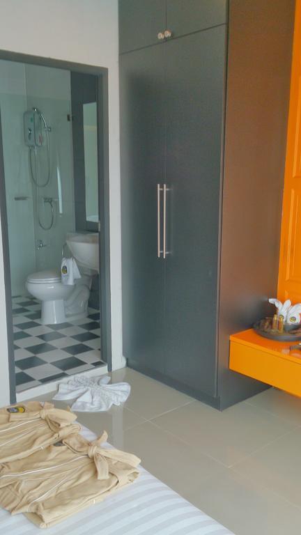 De Ja Moon Hostel Chiang Mai Bilik gambar