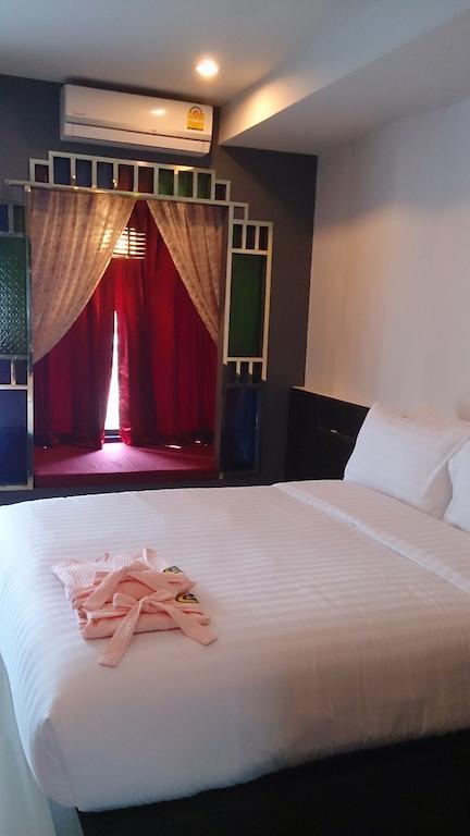 De Ja Moon Hostel Chiang Mai Bilik gambar