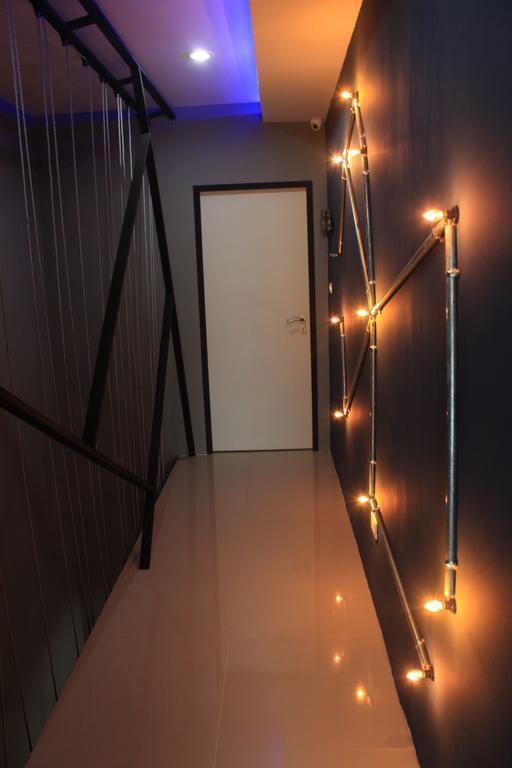De Ja Moon Hostel Chiang Mai Luaran gambar