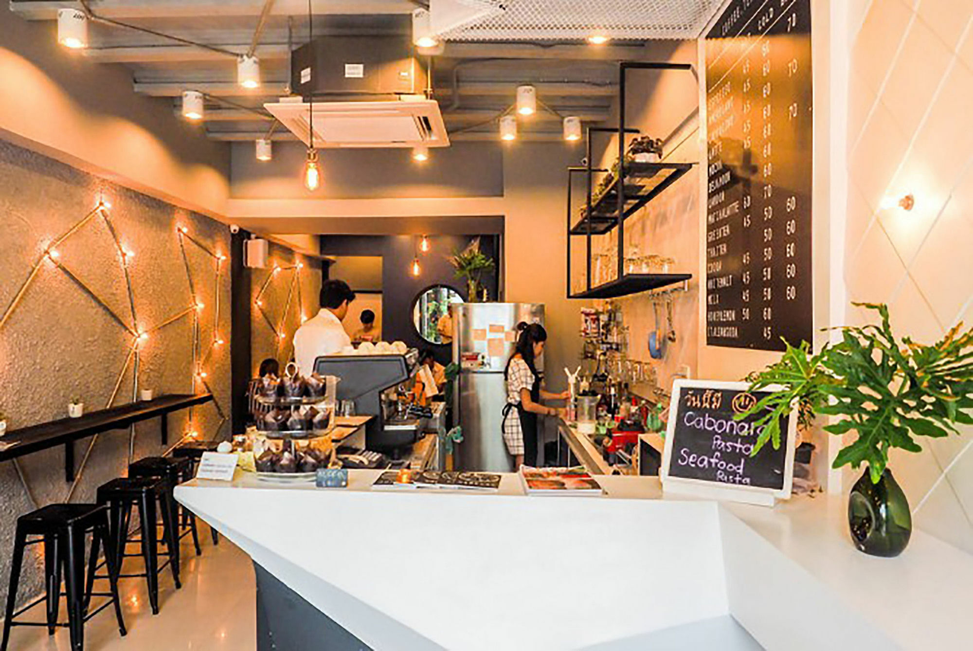 De Ja Moon Hostel Chiang Mai Luaran gambar